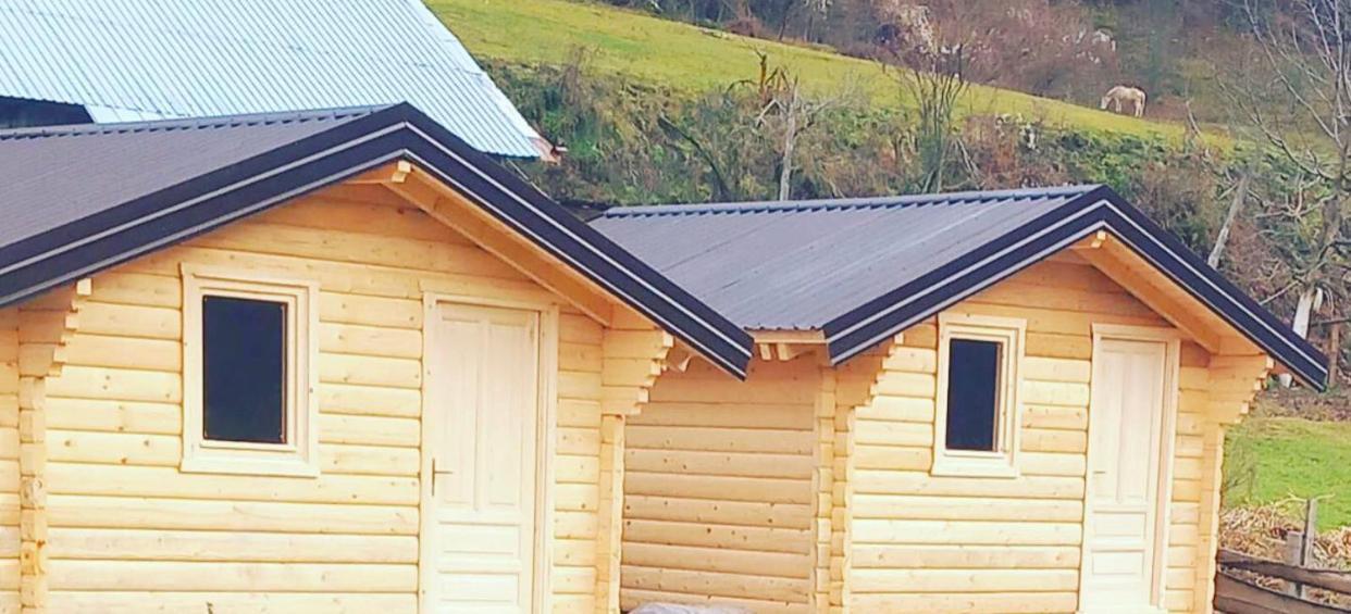 Dedushi Guesthouse &Wood Cabins-Camping Place Gusinje Dış mekan fotoğraf
