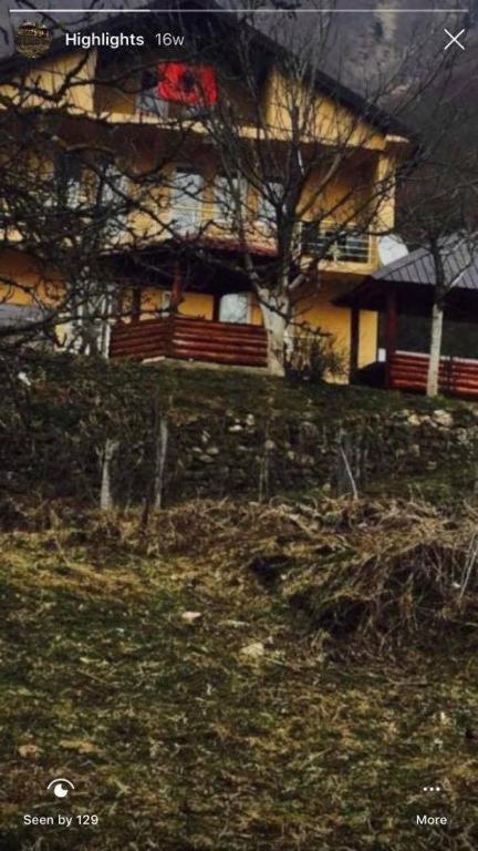 Dedushi Guesthouse &Wood Cabins-Camping Place Gusinje Dış mekan fotoğraf