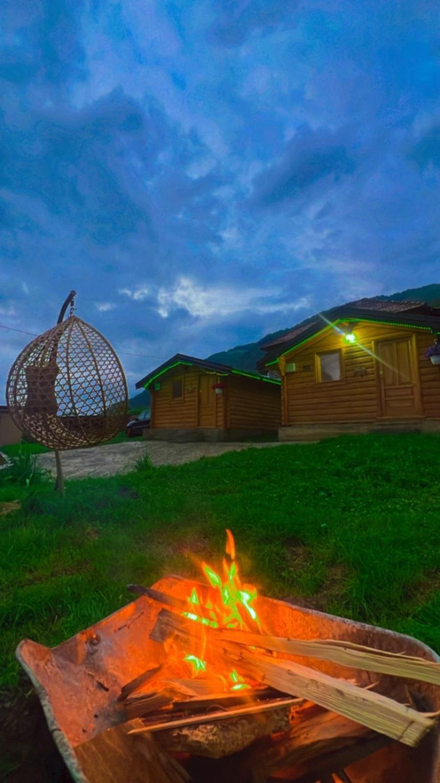 Dedushi Guesthouse &Wood Cabins-Camping Place Gusinje Dış mekan fotoğraf